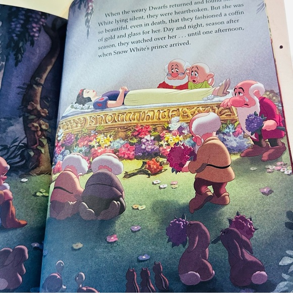 Disney Princess Snow White & the Seven Dwarfs Paperback Storybook Picture Book - Picture 10 of 16